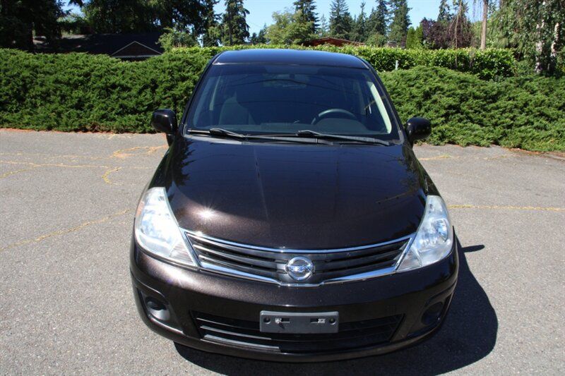 Used 2011 Nissan Versa 1.8 S w/ Plus Pkg FWD image 9