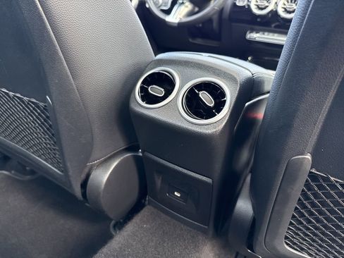 Used 2025 Mercedes-Benz CLA 250 image 26