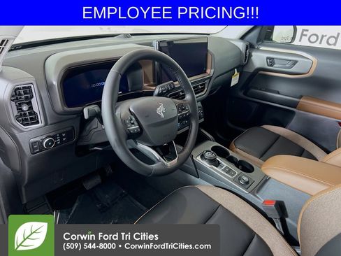 New 2025 Ford Bronco Sport Outer Banks w/ Outer Banks Tech Package+ AWD/4WD image 3