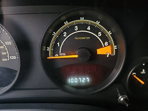 Used 2016 Jeep Patriot Sport image 14