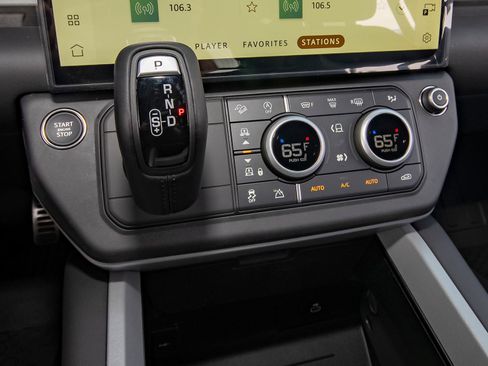 New 2026 Land Rover Defender 110 X AWD/4WD image 26