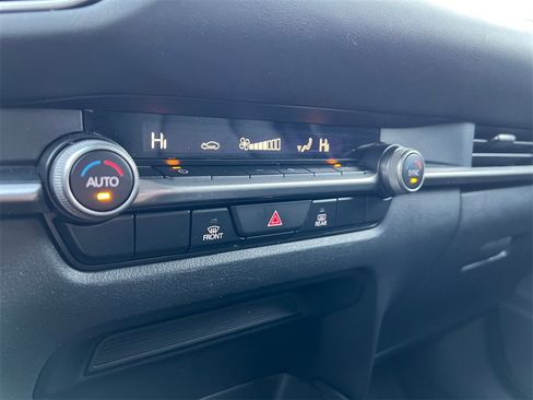 Used 2021 MAZDA CX-30 AWD 2.5 S w/ Select Package image 21