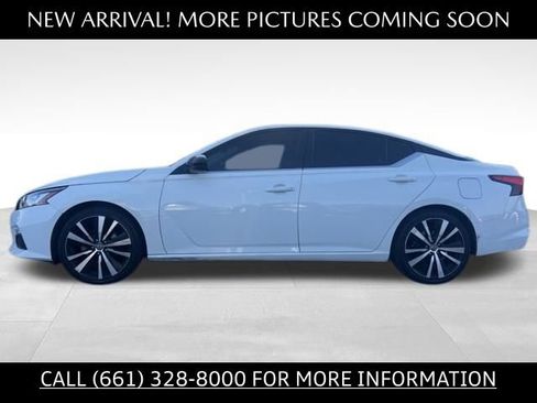 Used 2021 Nissan Altima 2.5 SR FWD image 2