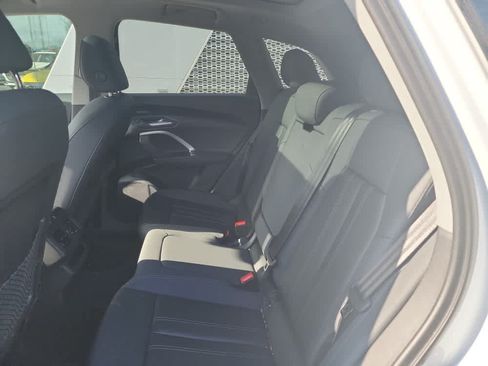 Used 2025 Audi Q5 Premium w/ Premium Plus AWD/4WD image 5