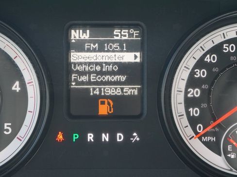 Used 2015 RAM 2500 Tradesman w/ Chrome Appearance Group AWD/4WD image 19