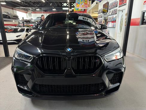 Used 2021 BMW X6 M w/ Executive Package AWD/4WD image 2