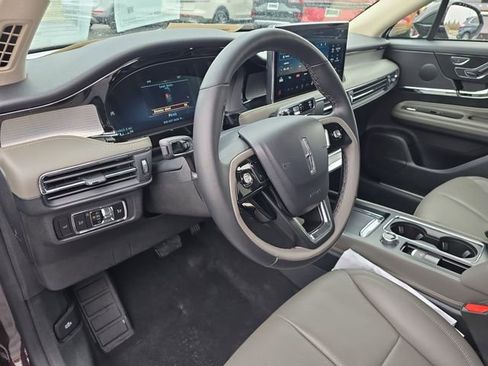 Certified 2023 Lincoln Corsair FWD w/ Equipment Group 101A image 13