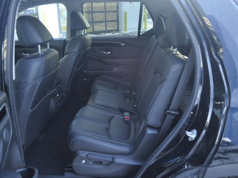 Used 2023 Honda Pilot EX-L image 14