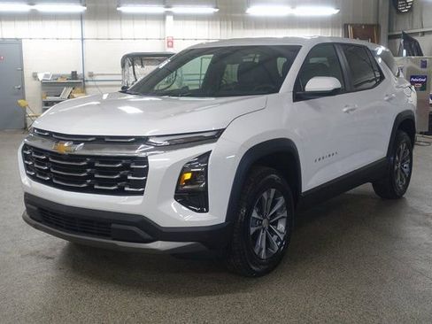 New 2026 Chevrolet Equinox LT w/ Convenience Package II image 3