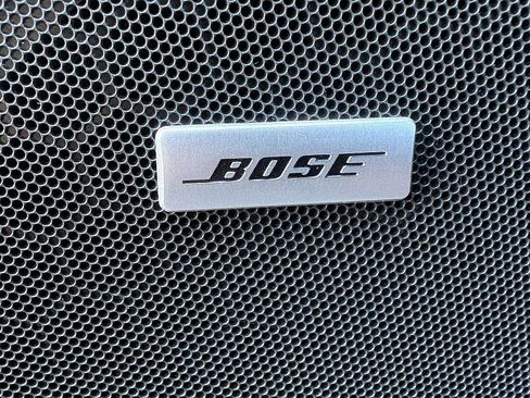 Used 2022 Chevrolet Suburban High Country image 18