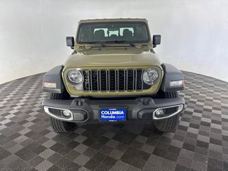 Used 2026 Jeep Gladiator Sport AWD/4WD video 2