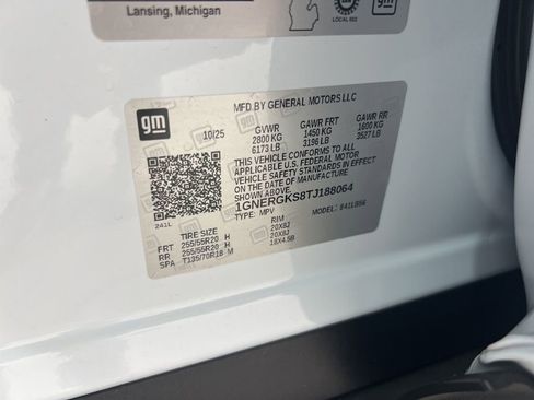 New 2026 Chevrolet Traverse LT w/ Enhanced Driving Package image 32