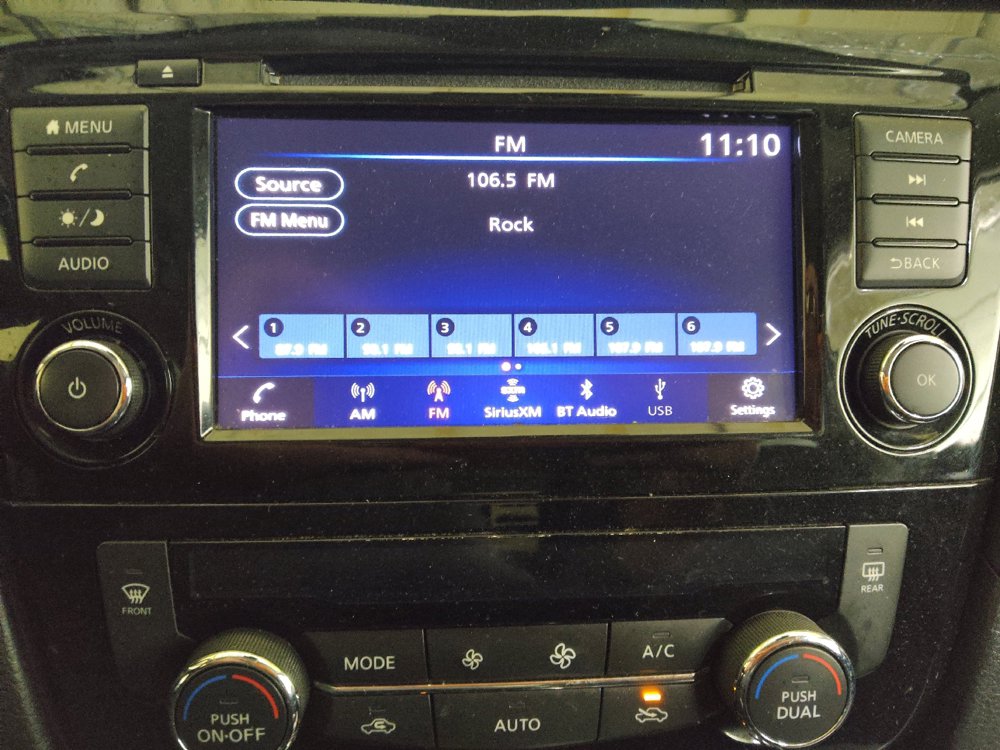 Used 2020 Nissan Rogue SV AWD/4WD image 25