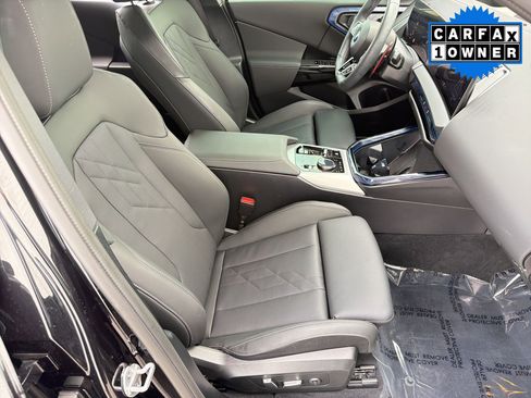 Used 2025 BMW X3 M50 w/ Premium Package image 31