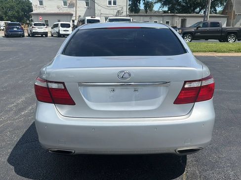 Used 2007 Lexus LS 460 RWD image 6