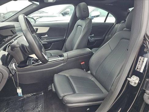 Used 2025 Mercedes-Benz CLA 250 image 9