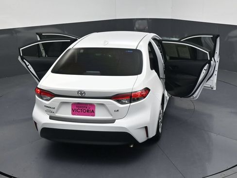 Used 2025 Toyota Corolla LE FWD image 23