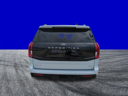 Certified 2025 Ford Expedition Max Active image 5