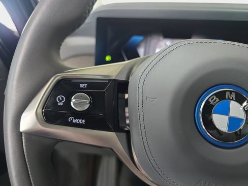 Used 2023 BMW i7 xDrive60 AWD/4WD image 20