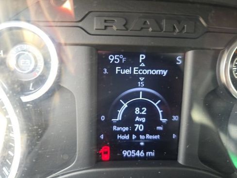 Used 2022 RAM 2500 Tradesman AWD/4WD image 11