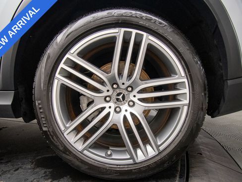 Used 2025 Mercedes-Benz GLS 450 4MATIC image 20