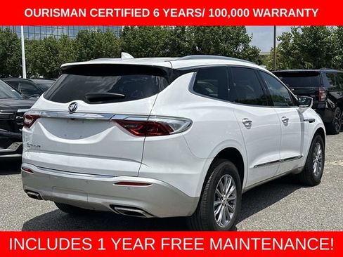 Used 2023 Buick Enclave Essence AWD/4WD image 2