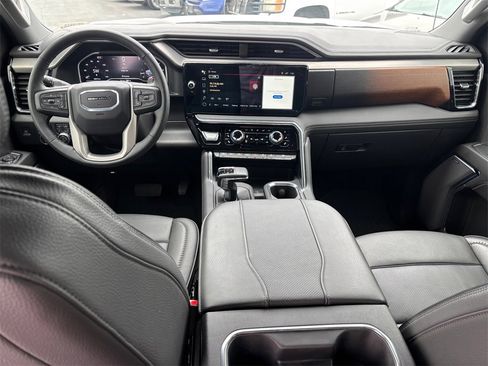 Certified 2024 GMC Sierra 1500 Denali w/ Denali Reserve Package image 29