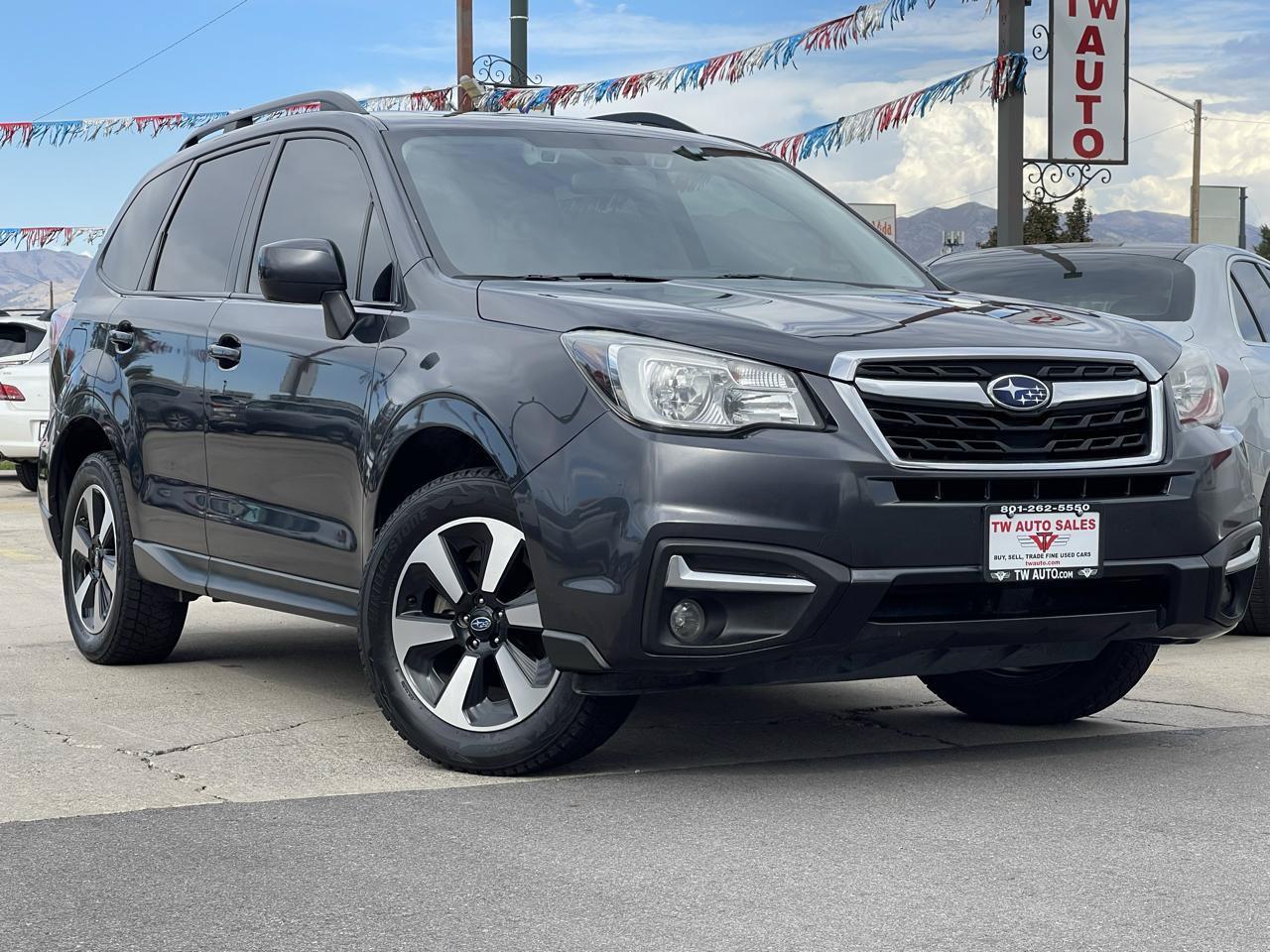Used 2018 Subaru Forester 2.5i Premium AWD/4WD image 3
