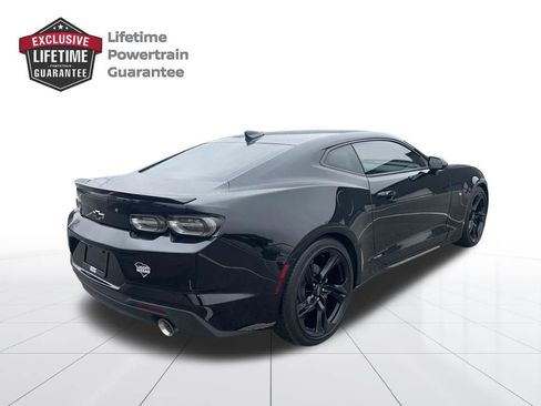 Used 2023 Chevrolet Camaro LT w/ RS Package image 5