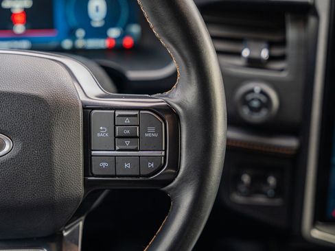 Certified 2023 Ford Expedition Platinum image 36