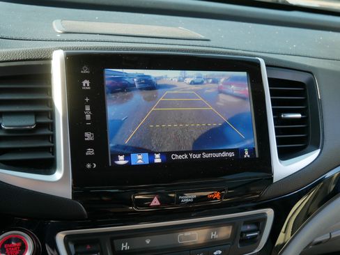 Used 2017 Honda Ridgeline RTL-E image 16