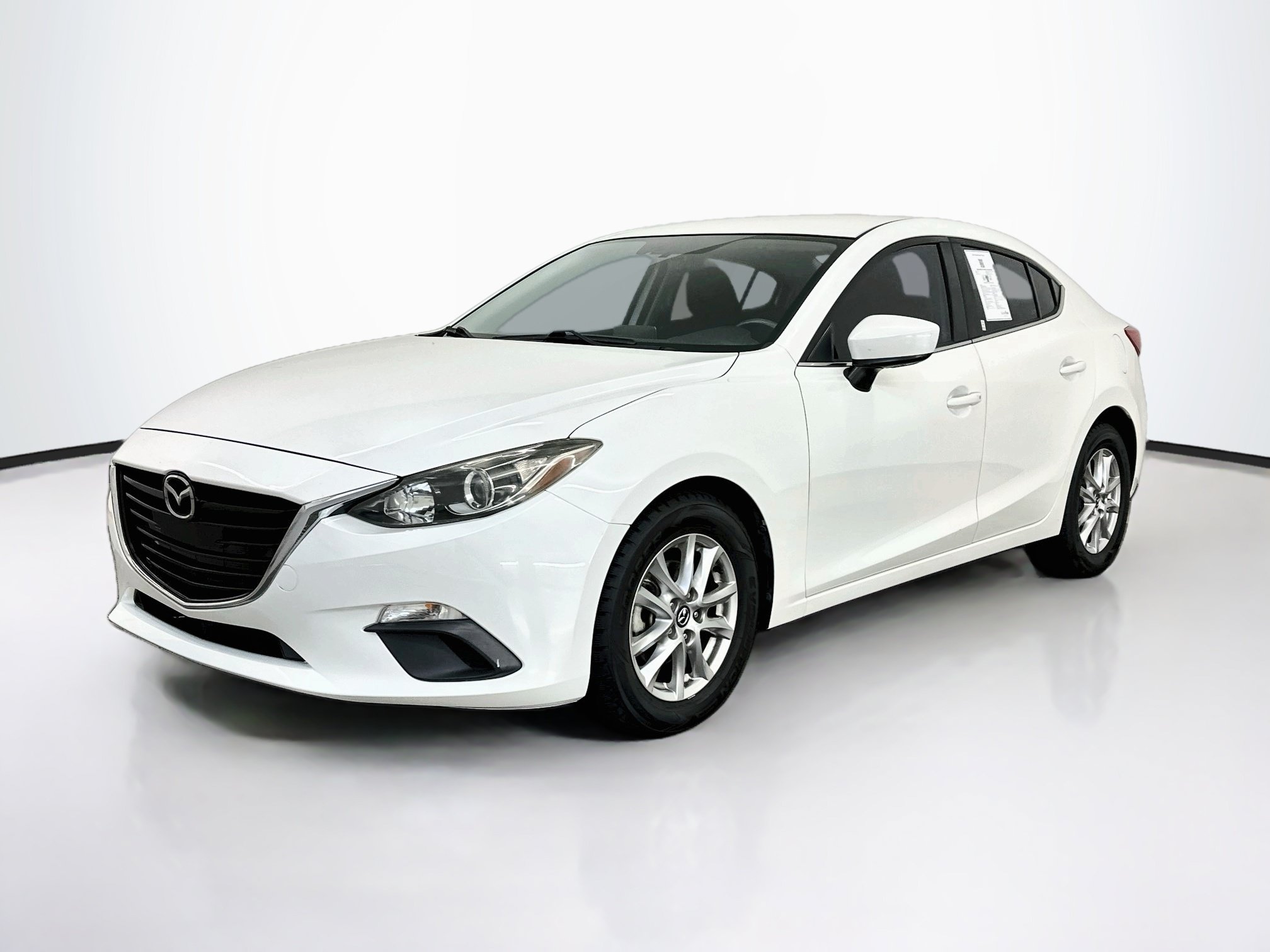 Used 2016 MAZDA MAZDA3 i Sport w/ Preferred Equipment Package FWD image 3