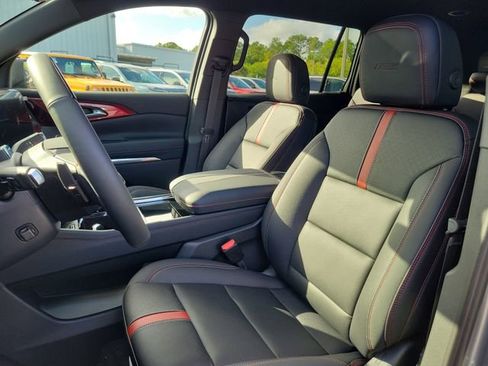 New 2026 Chevrolet Traverse RS FWD image 21