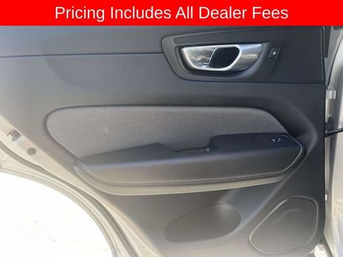 Used 2023 Volvo XC60 B5 Ultimate w/ Climate Package AWD/4WD image 16