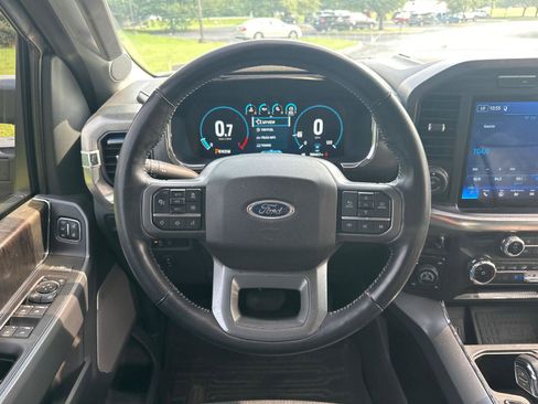 Used 2022 Ford F150 Lariat AWD/4WD image 17