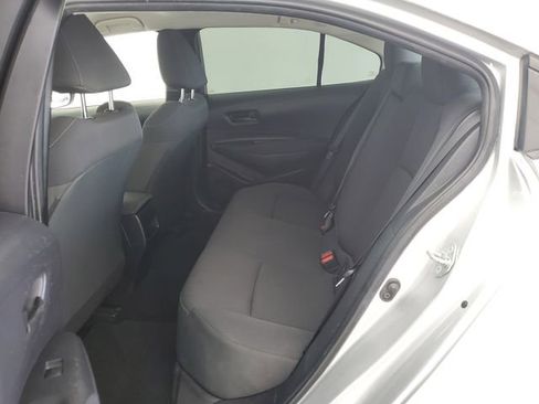 Used 2022 Toyota Corolla LE image 13