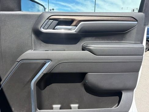 Used 2023 GMC Sierra 1500 SLE AWD/4WD image 8