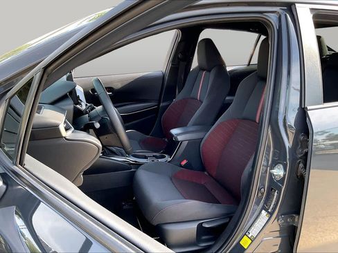 Used 2023 Toyota Corolla SE FWD image 8