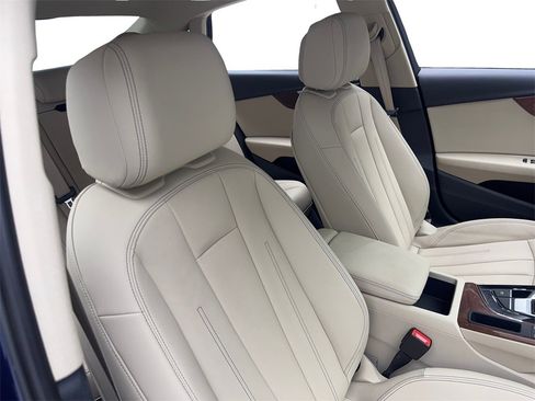 Used 2022 Audi A4 2.0T Premium w/ Convenience Package image 45