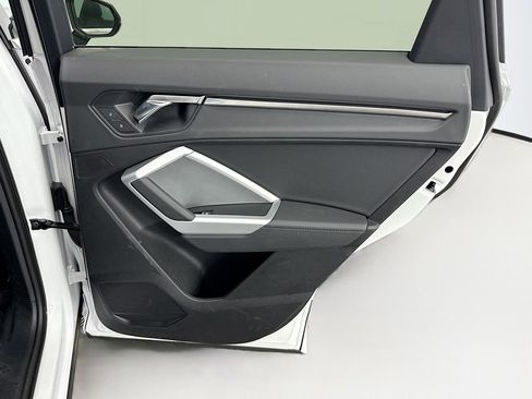 Used 2025 Audi Q3 2.0T Premium w/ Convenience Package image 25