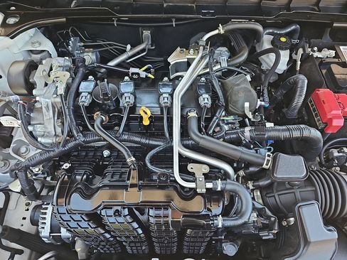 Used 2024 Nissan Altima 2.5 S FWD image 28