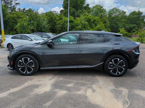Certified 2022 Kia EV6 Wind w/ Wind Technology Package AWD/4WD image 8