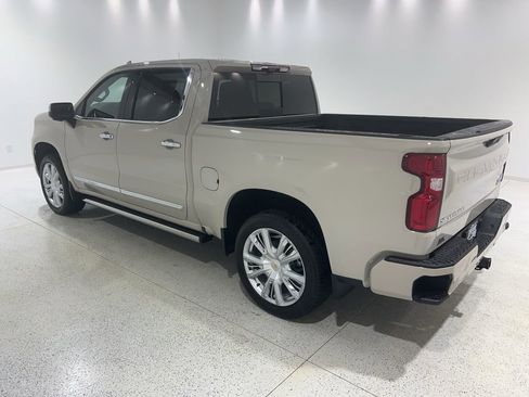 New 2026 Chevrolet Silverado 1500 High Country image 3