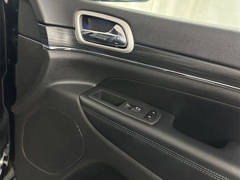 Used 2020 Jeep Grand Cherokee Limited w/ Premium Lighting Group image 35