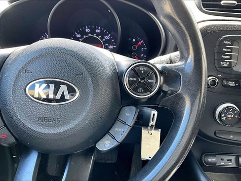 Used 2014 Kia Soul + image 14