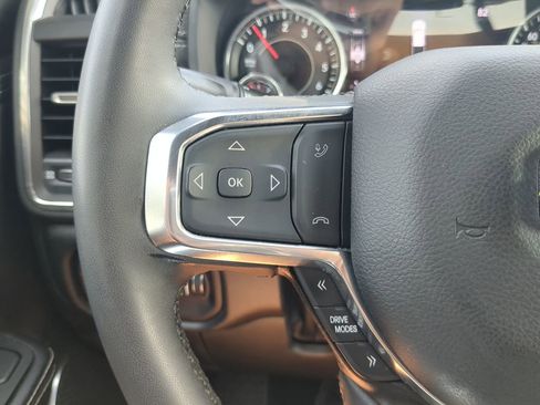 Used 2025 RAM 1500 Laramie image 20