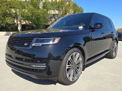 New 2025 Land Rover Range Rover SE