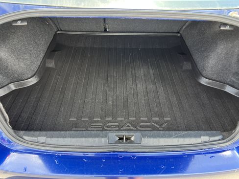 Used 2016 Subaru Legacy 2.5i Premium AWD/4WD image 9