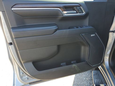 Used 2024 GMC Sierra 1500 SLT w/ SLT Premium Plus Package image 8