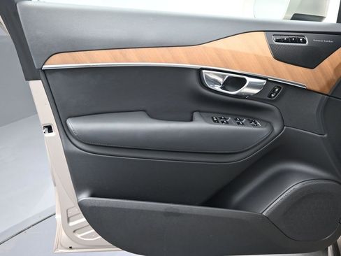 Used 2025 Volvo XC90 T8 Plus w/ Protection Package Premier image 10